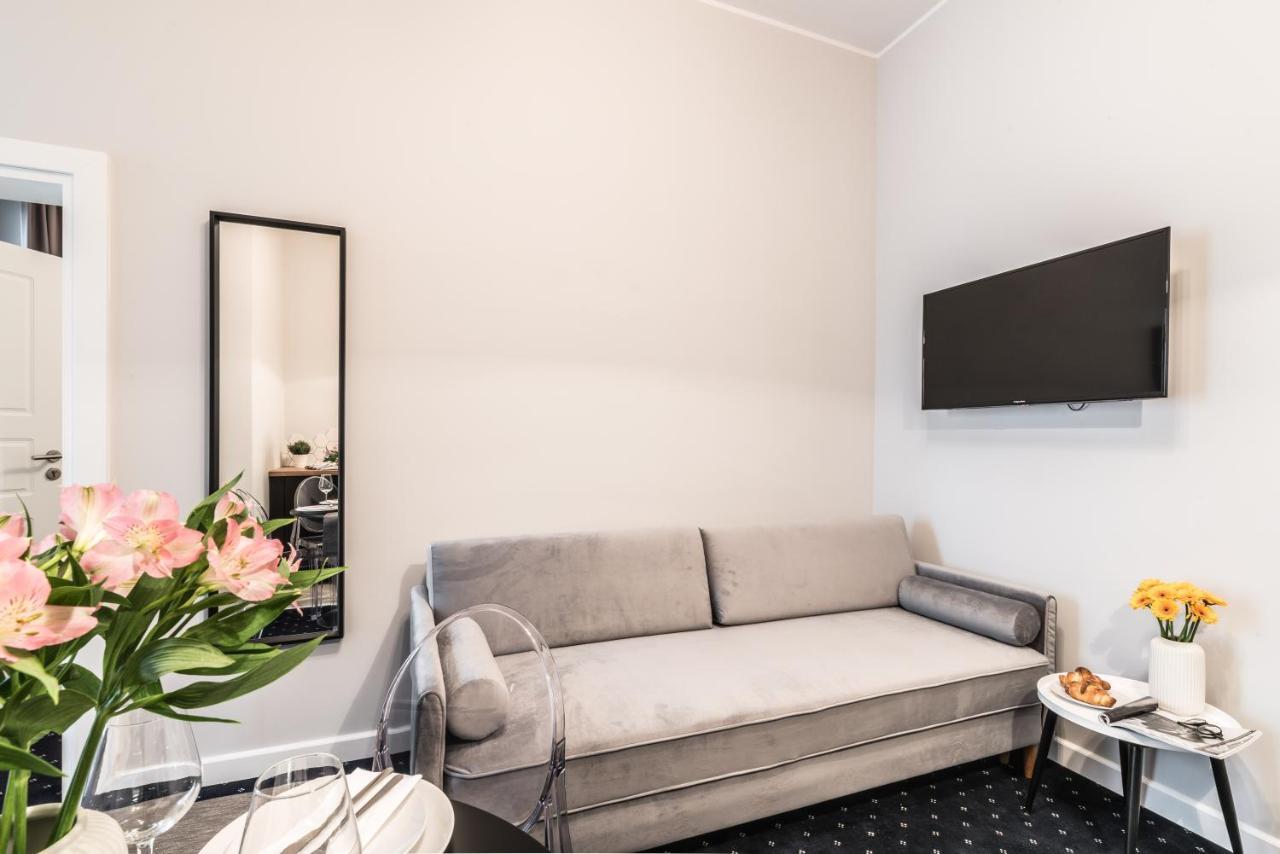 Aparthotel Serenity - Old Town By Friendly *