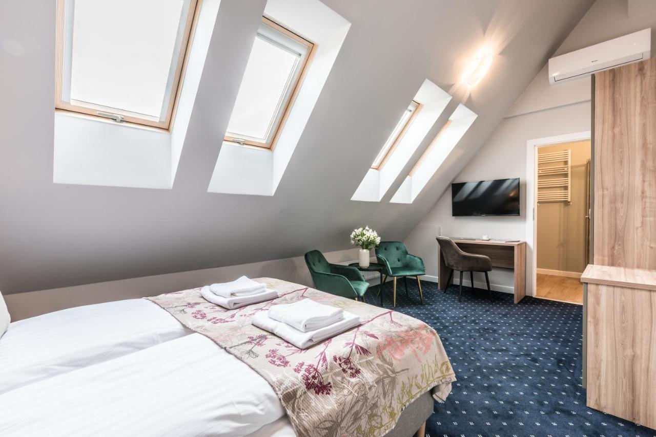 Aparthotel Serenity - Old Town By Friendly