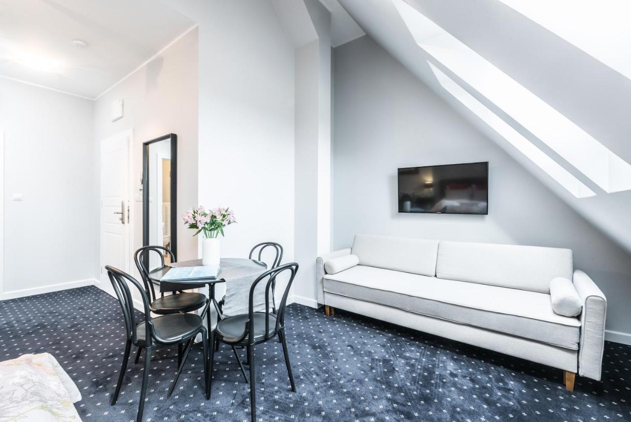 Aparthotel Serenity - Old Town By Friendly